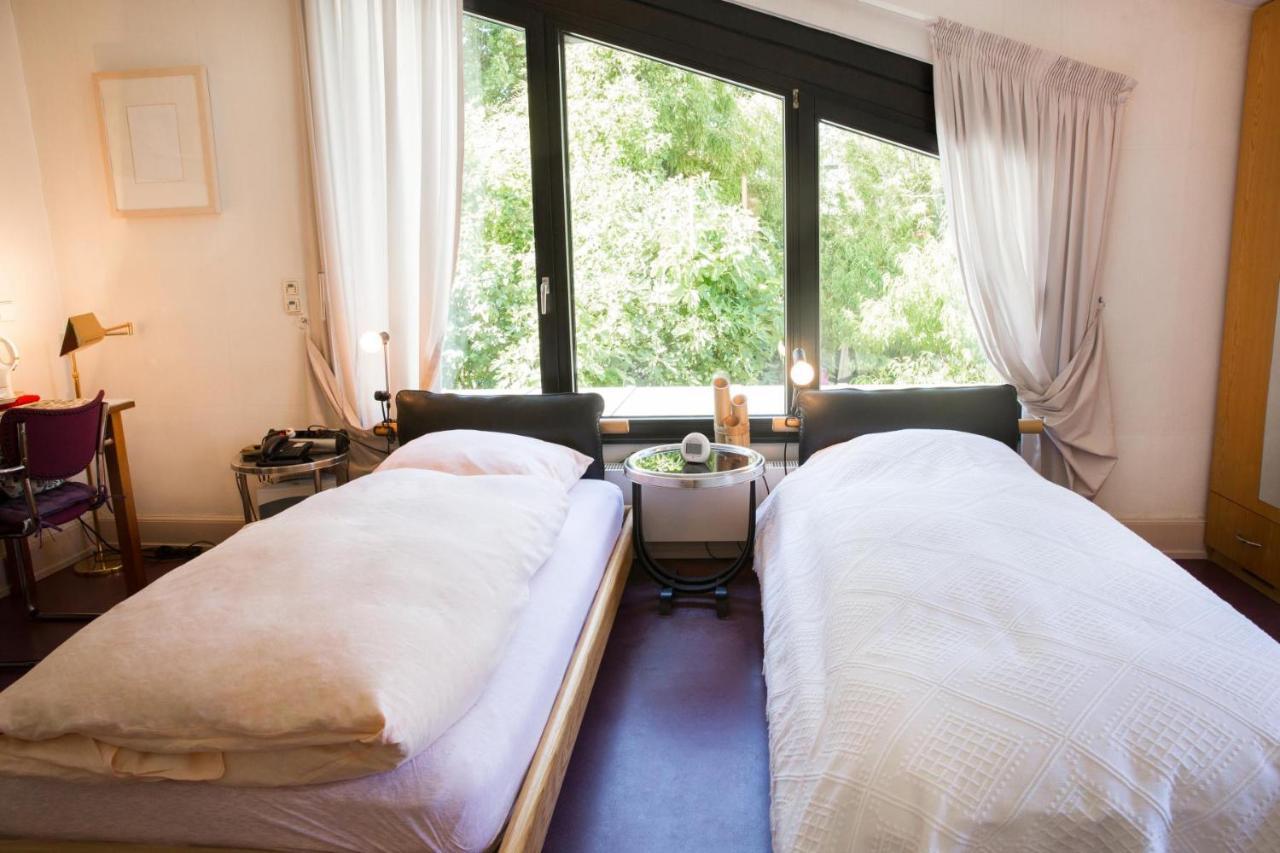 Air Boardinghouse Tulip Stockum, Zu Fuss - 3 Minuten Zur Messe Düsseldorf Extérieur photo