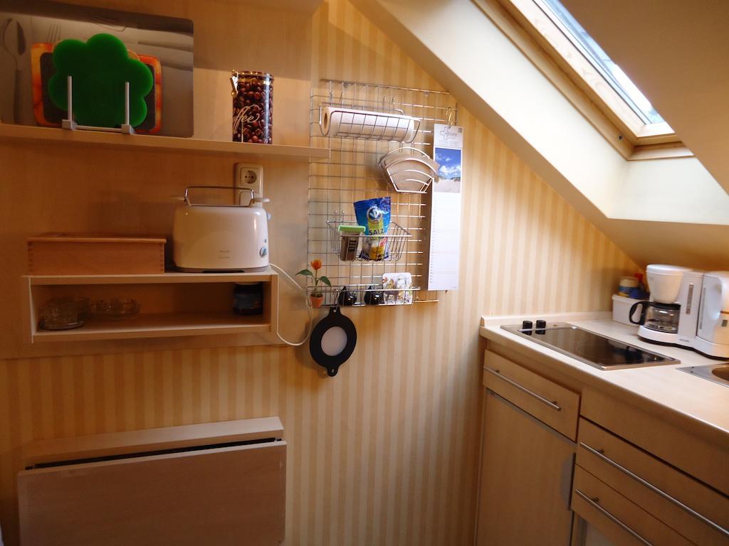 Air Boardinghouse Tulip Stockum, Zu Fuss - 3 Minuten Zur Messe Düsseldorf Chambre photo