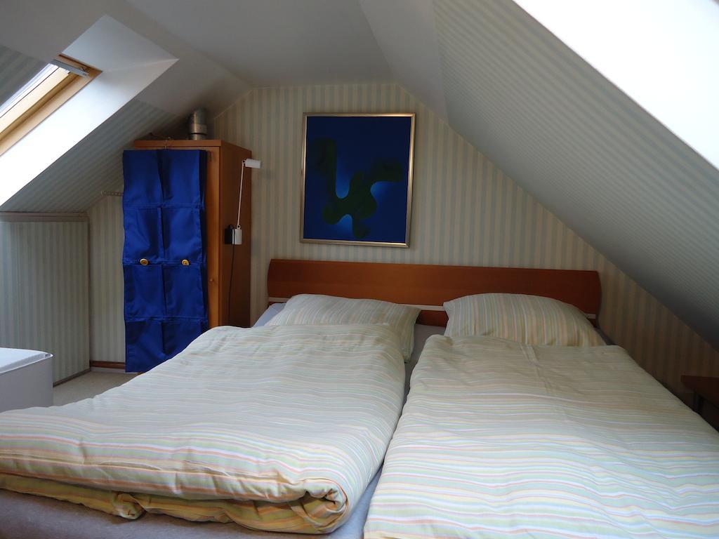 Air Boardinghouse Tulip Stockum, Zu Fuss - 3 Minuten Zur Messe Düsseldorf Chambre photo